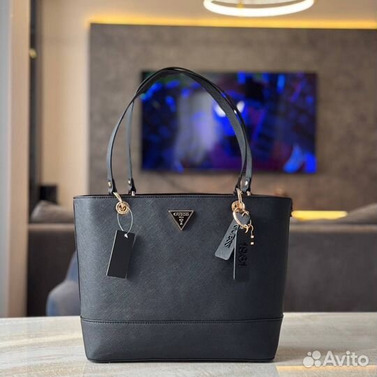 Сумка Guess черная