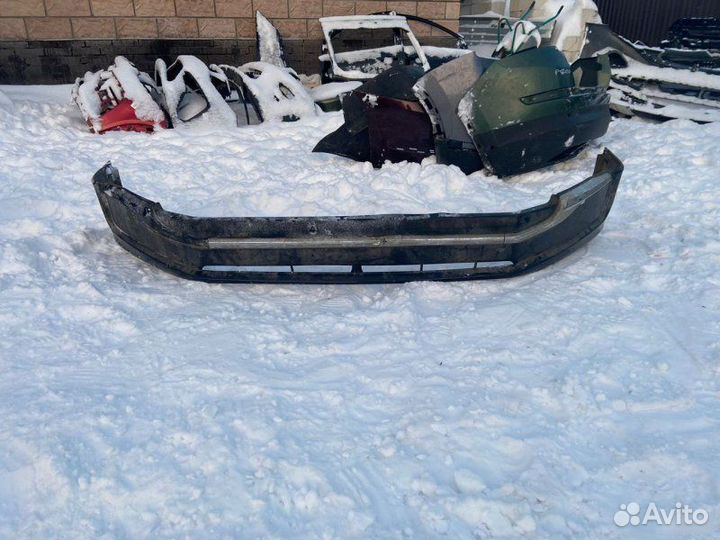 Бампер передний Toyota Land Cruiser 200 2015-2020