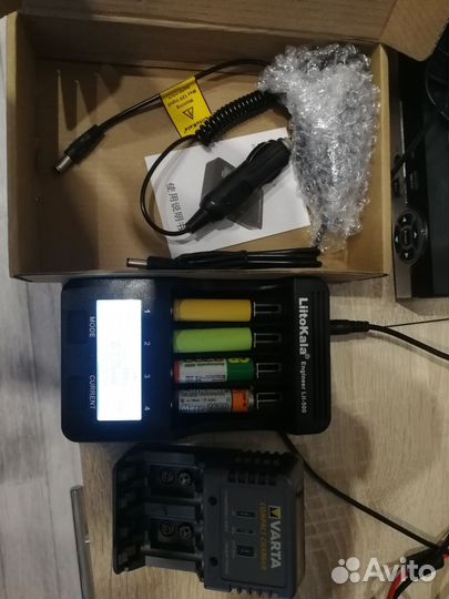 Универсальное з\у для акб аа,ааа,12860.1,2 3,7 9v