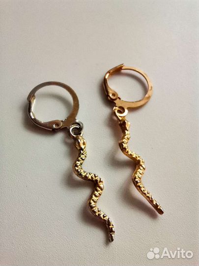 Бижутерия серьги бусы колье украшение на шею