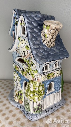 Коллекционный домик подсвечник керамический
