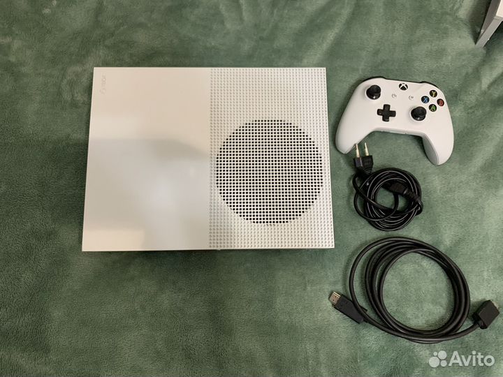 Xbox One S