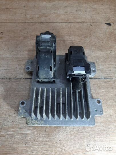 Блок управления двигателем Opel Insignia хетчбэк