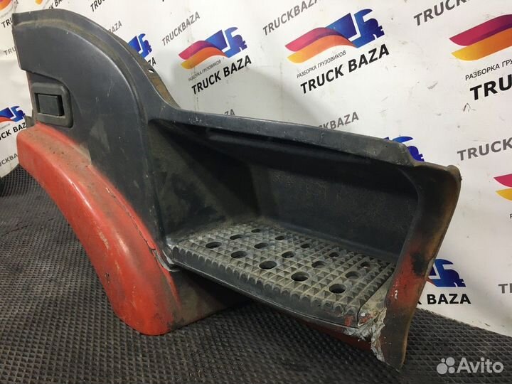 Корпус подножки верхней RH Iveco Stralis