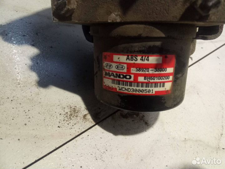 Блок ABS Hyundai-Kia Sonata EF 2001 9566038000