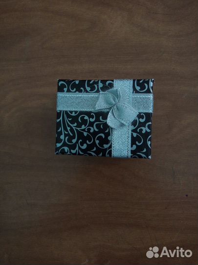 Серебряные серьги с султанитом