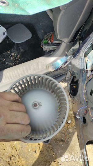 Моторчик печки honda crv rd1 левый руль