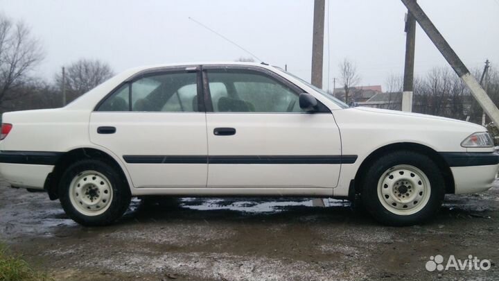 Toyota Carina 2.0 AT, 1998, 250 000 км