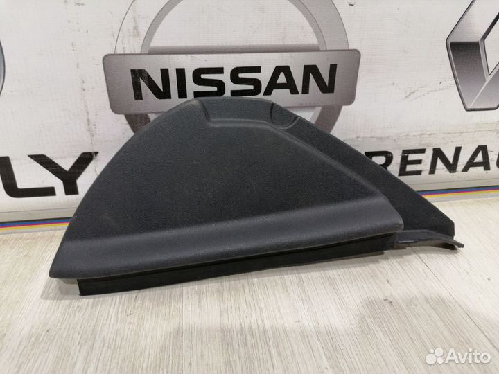 Накладка на торпедо renault megane 2 Лев