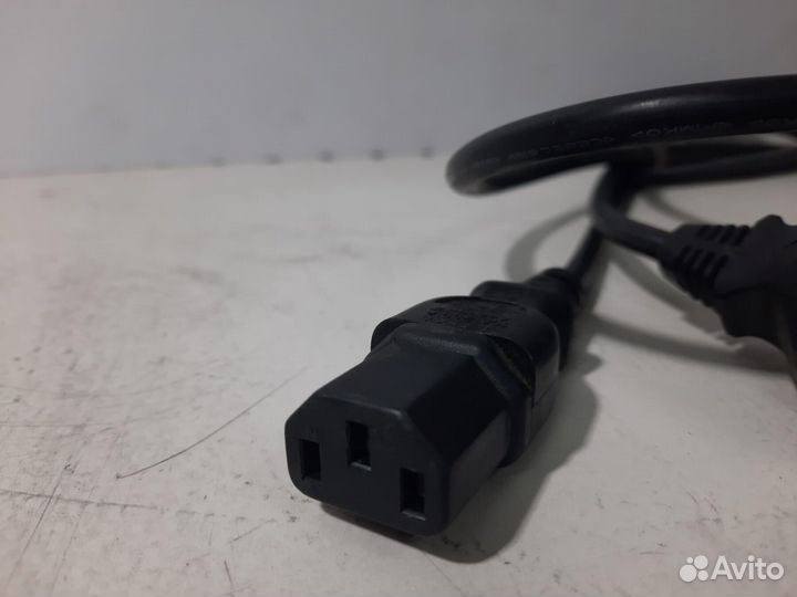 Кабель питания стандартный