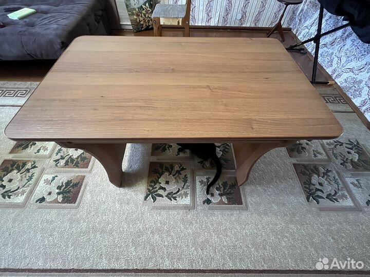 Кухонный стол бу