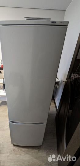 Холодильник с морозильником atlant хм-4013-022 бу