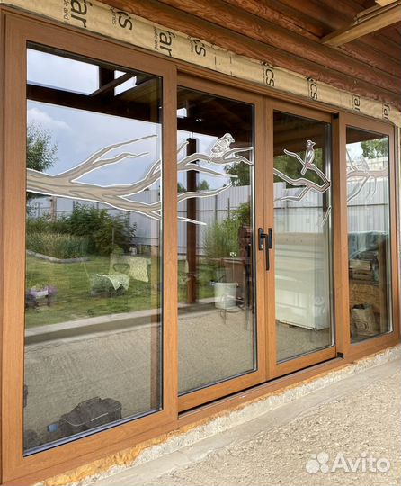 Наклейки на окна