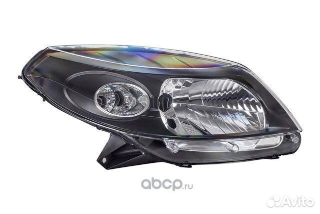 Фара правая Renault Sandero (Черная)