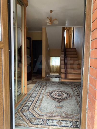 Дом 237 м² на участке 10 сот.