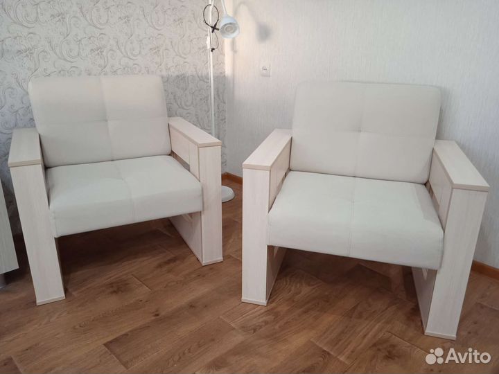 Кресла 2 штуки