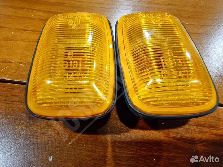 Указатель поворота Toyota Lexus