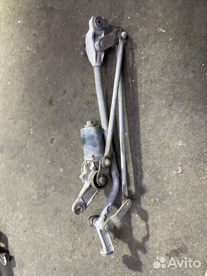 Трапеция дворников Nissan Sunny, Bluebird