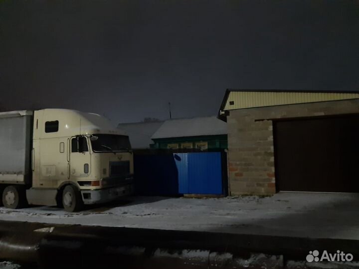 International 9800 с полуприцепом, 1998