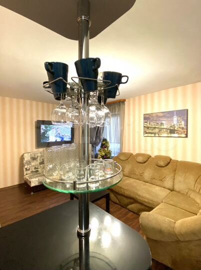 2-к. квартира, 49 м², 2/15 эт.