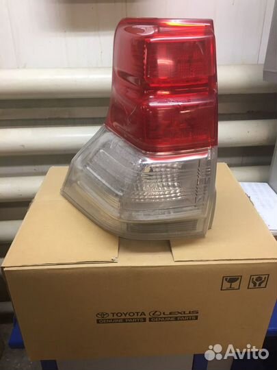Задний фонарь левый Toyota Land Cruiser Prado 150
