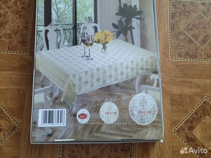 Скатерть с салфетками
