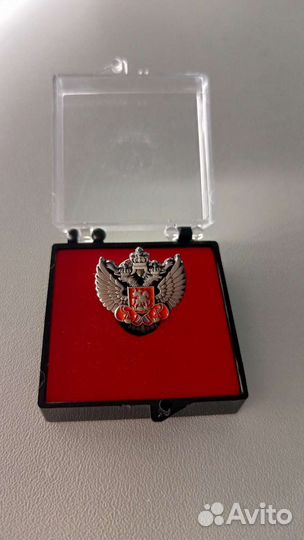 Значок - фрачник с эмблемой федерации бокса