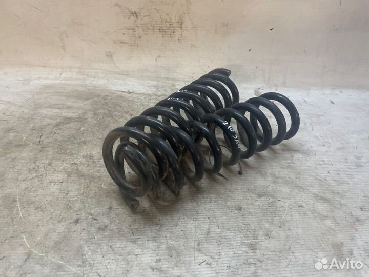 Пружина задняя Mercedes-Benz E-Class W210 M104