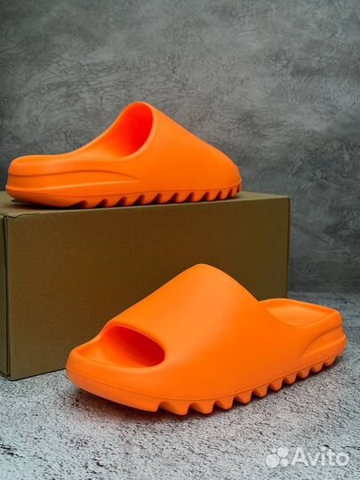 Сланцы Adidas Yeezy Slide