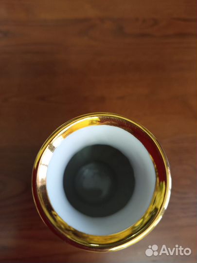 Ваза фарфоровая Дулево