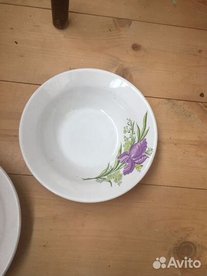 Набор тарелок