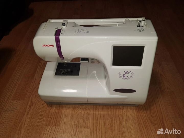 Вышивальная машина Janome memory craft 350e