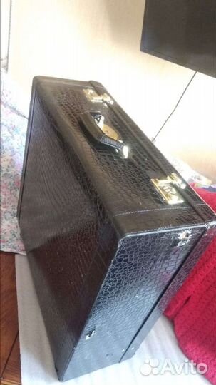 Чемодан ящик Royal с кодов замк