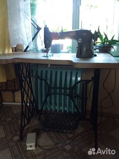 Швейная машина