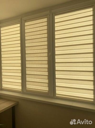 Рулонные шторы в коричневом коробе B6216