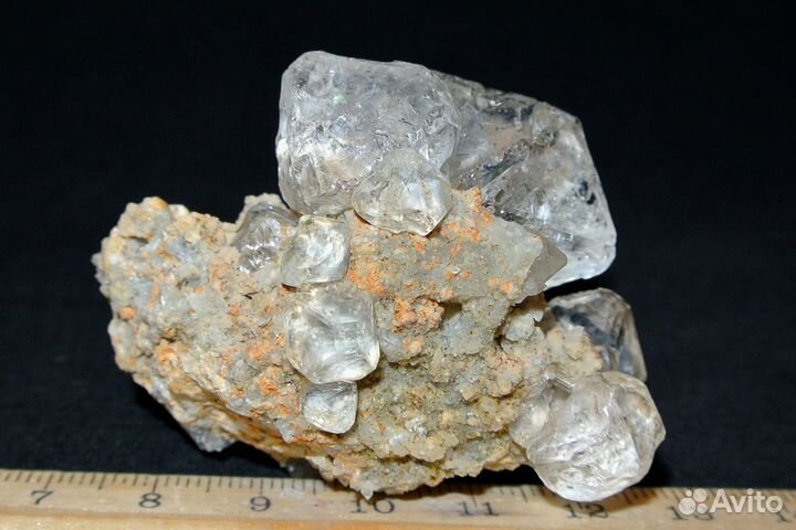 Оптический флюорит,кварц,сидерит,кальцит.Лот №1067