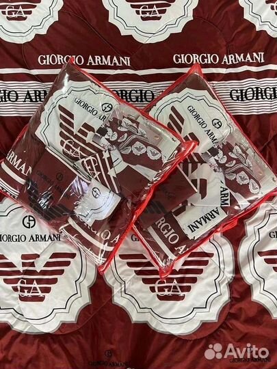 Одеяло с наволочками и простыней