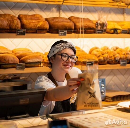 Продавец в кафе-кулинарию (р-н Панорама)