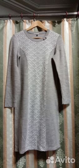 Тёплое трикотажное платье 48 размер