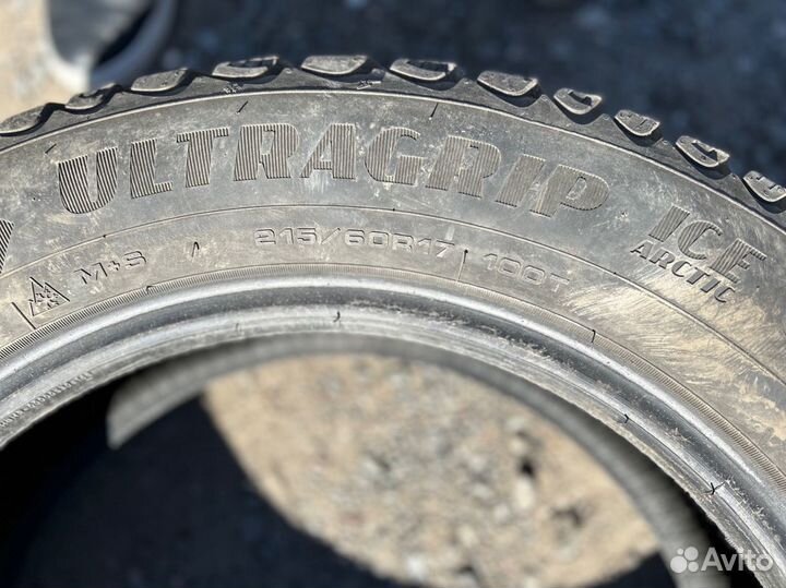 Goodyear Ultragrip Ice Arctic 215/60 R17 100T