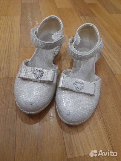 Обувь для девочки