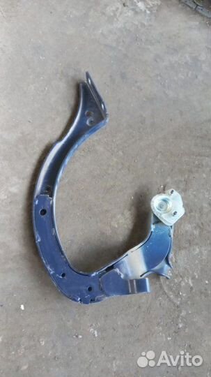 Петля крышки багажника Renault Symbol 1998-2012