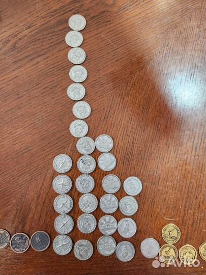 Продам монеты Пятерочка