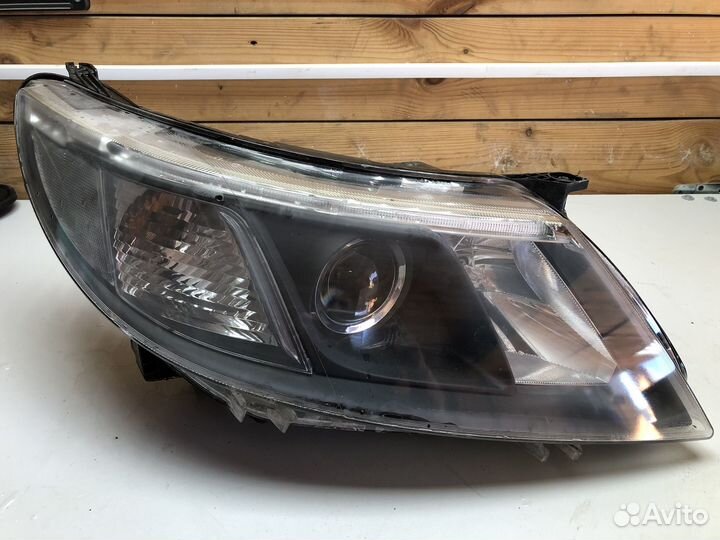 Фара правая saab 93 07-12 рест