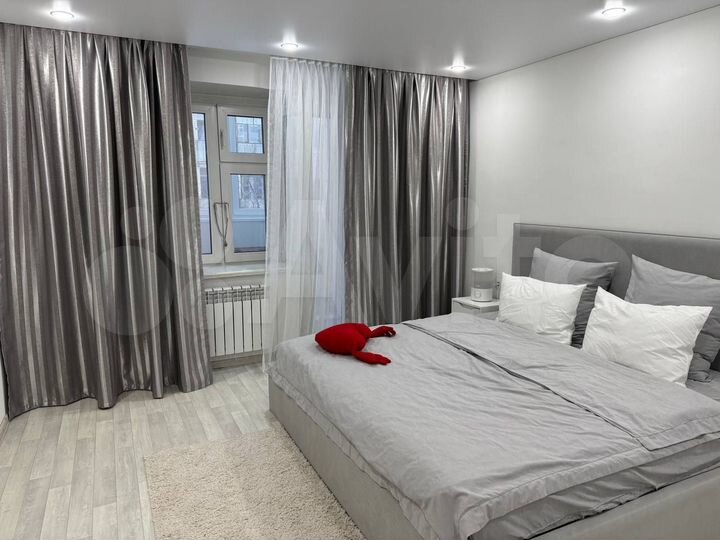 3-к. квартира, 88 м², 2/5 эт.