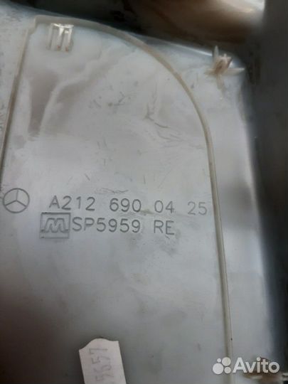 Обшивки салона Mercedes Benz W212