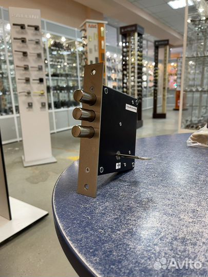 Установить замок. Воронеж. Вскрыть дверь,замок