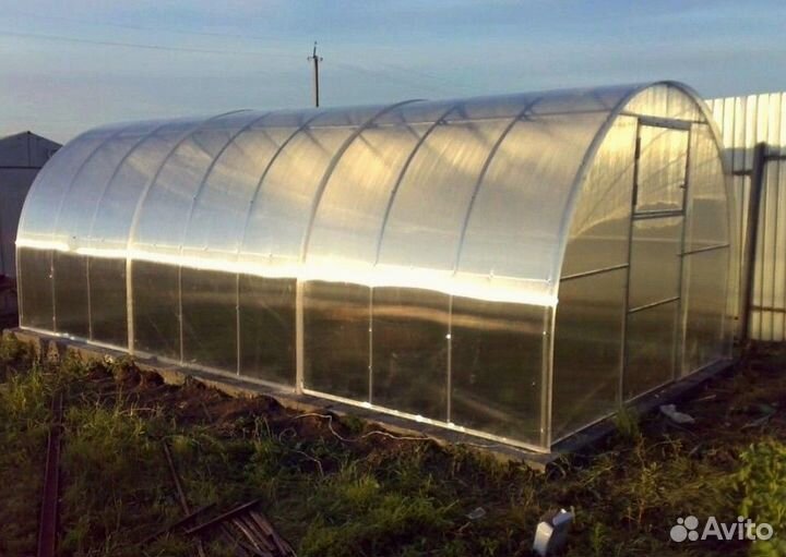 Теплица из поликарбоната