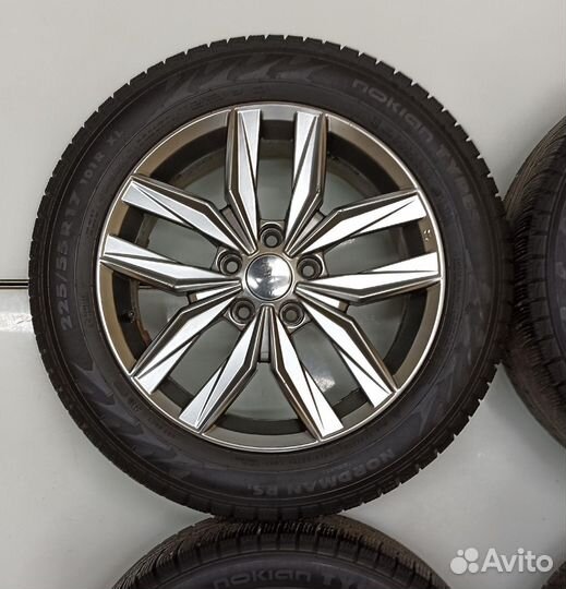 R17 Nokian Tyres Nordman RS2 225/55, PCD 5x114.3 DIA 67.1