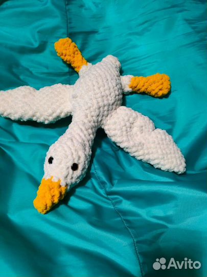 Гусь обнимусь из ализе пуффи